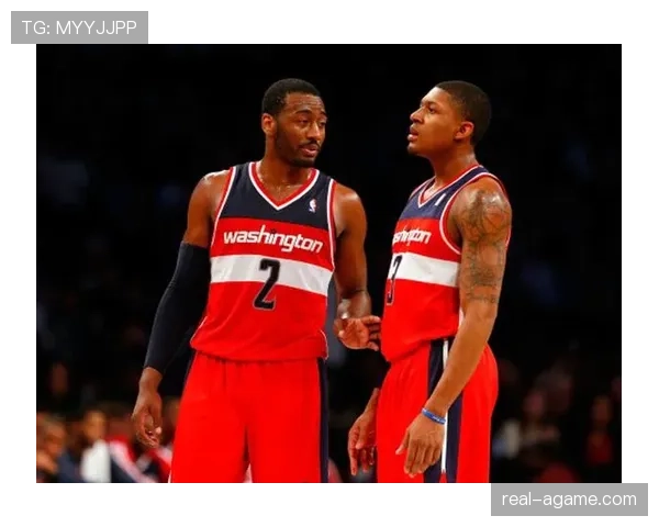 布拉德利·比尔突破终结效率提升显著拉开队内得分差距